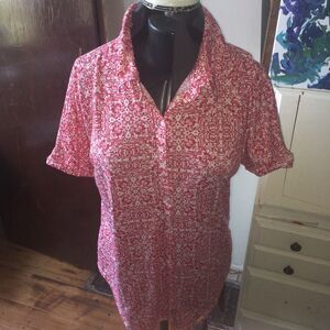 Lularoe Amy red Scandinavian knit button down blouse